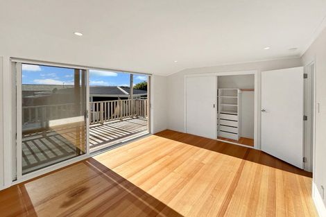 Photo of property in 832 Whangaparaoa Road, Manly, Whangaparaoa, 0930