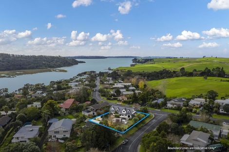 Photo of property in 1 Gails Drive, Okura, Auckland, 0792
