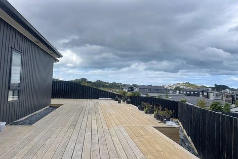 Photo of property in 15 Arawaru Avenue, Wainui, Silverdale, 0992