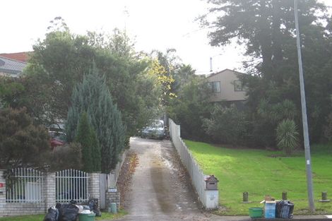 Photo of property in 2/11 Spears Place, Botany Downs, Auckland, 2010