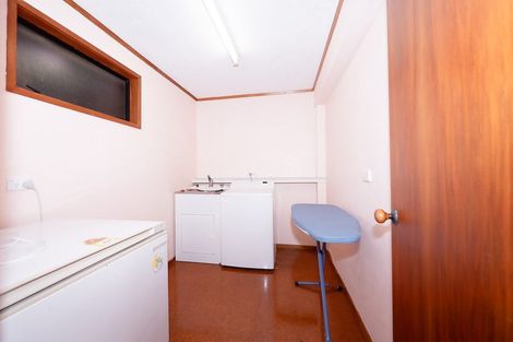 Photo of property in 5 Puketiro Place, Paihia, 0200