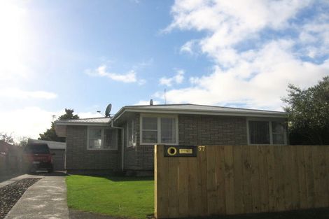 Photo of property in 57 Stephens Crescent, Highbury, Palmerston North, 4412