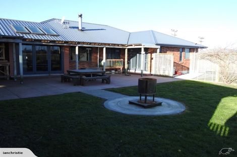 Photo of property in 339 Stoney Creek Road, Kelvin Grove, Palmerston North, 4470