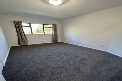 Photo of property in 50a Edmonton Road, Henderson, Auckland, 0612