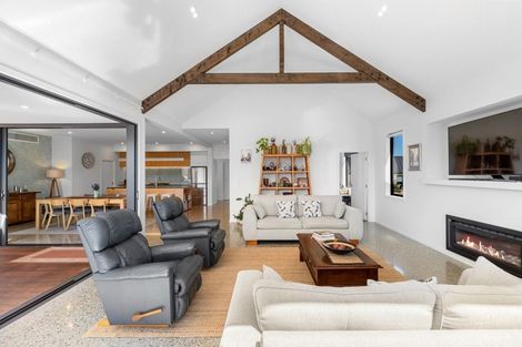 Photo of property in 5 Kerrera Lane, Jacks Point, Queenstown, 9371