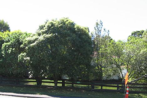 Photo of property in 50 Oreil Avenue, West Harbour, Auckland, 0618