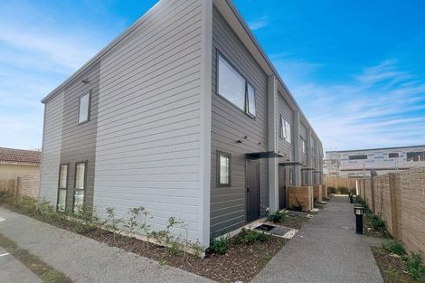 Photo of property in 9/30 Bowater Place, Manurewa, Auckland, 2102