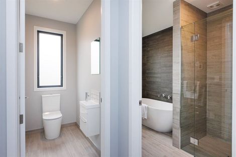 Photo of property in 92 Jickell Street, Hokowhitu, Palmerston North, 4410