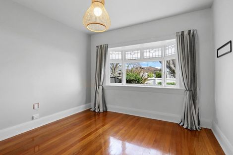 Photo of property in 12 Gosset Street, St Albans, Christchurch, 8014