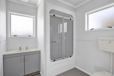 Photo of property in 120 Seventh Avenue, Urenui, 4377