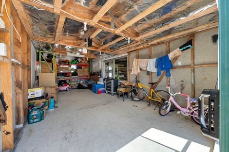 Photo of property in 12 Ussher Place, Pakuranga Heights, Auckland, 2010