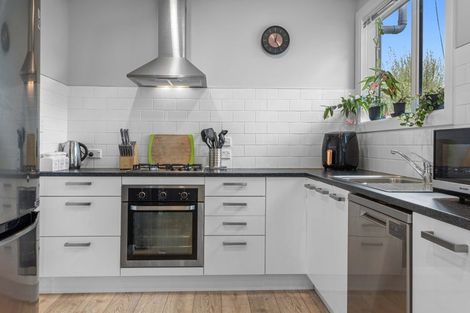 Photo of property in 6a Bayley Place, Spreydon, Christchurch, 8024