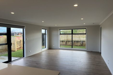 Photo of property in 36 Scenic Rise, Rototuna North, 3281