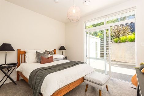 Photo of property in 1/182 Mount Pleasant Road, Mount Pleasant, Christchurch, 8081