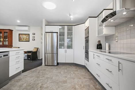 Photo of property in 111 Everitt Crescent, Whangamata, 3620