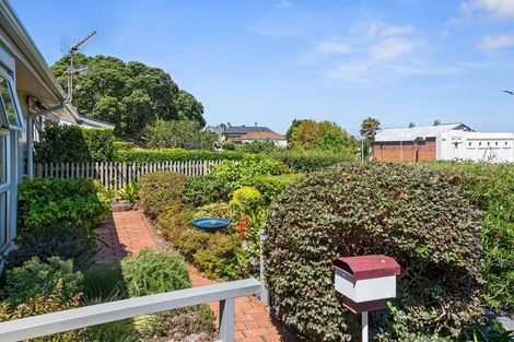 Photo of property in 9/66 Victoria Road, Devonport, Auckland, 0624