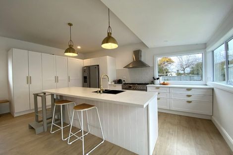 Photo of property in 57 Stapletons Road, Richmond, Christchurch, 8013