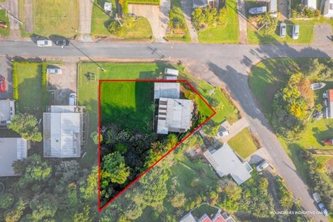 Photo of property in 22 Foster Avenue, Huia, Auckland, 0604