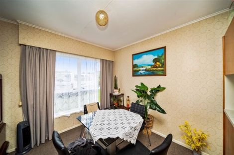 Photo of property in 23 Davidson Street, Hawera, 4610