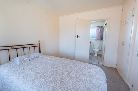 Photo of property in 1-11/94 Avenue Road, West End, Timaru, 7910