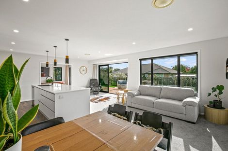 Photo of property in 7 Terli Way, Glen Avon, New Plymouth, 4312