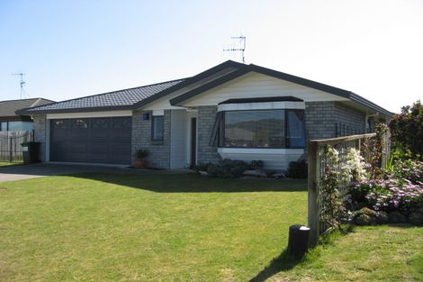 Photo of property in 31 College Drive, Paraparaumu, 5032
