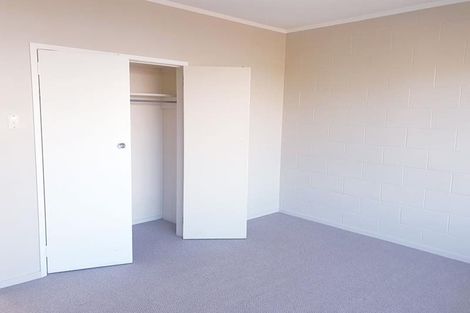 Photo of property in 1/1 Greenock Road, Ranui, Auckland, 0612