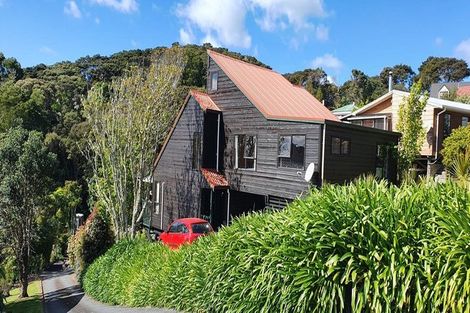 Photo of property in 18 Puketiro Place, Paihia, 0200