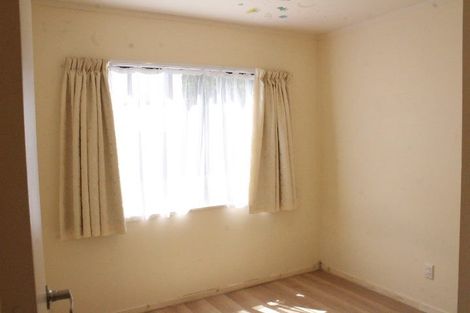 Photo of property in 1/25 De Quincey Terrace, Highland Park, Auckland, 2010