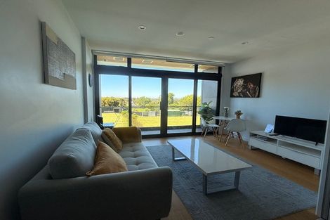 Photo of property in Frank Sargeson Apts, 105/74 Anzac Street, Takapuna, Auckland, 0622