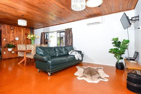 Photo of property in 8 Glasgow Street, St Andrews, Hamilton, 3200