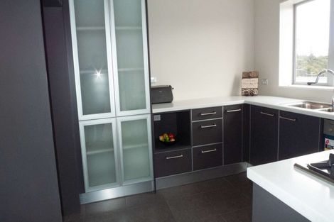 Photo of property in The Rise, 8/11 Hatfield Place, Albany Heights, Auckland, 0632