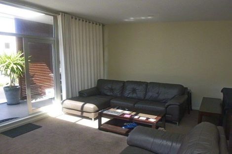 Photo of property in 1/306 Evans Bay Parade, Hataitai, Wellington, 6021