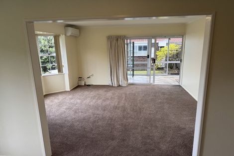 Photo of property in 48 Fulford Street, New Plymouth, 4310