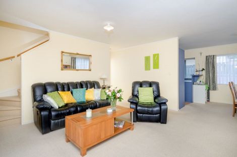 Photo of property in 16 Carillon Place, Massey, Auckland, 0614