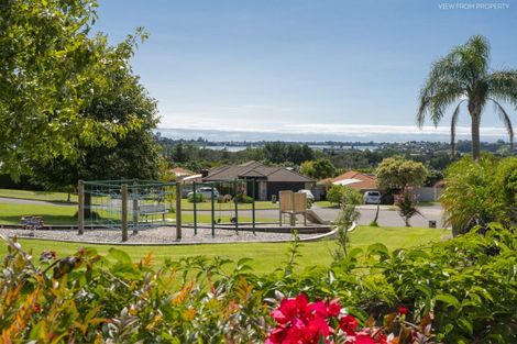 Photo of property in 12 Waterside Drive, Pyes Pa, Tauranga, 3112