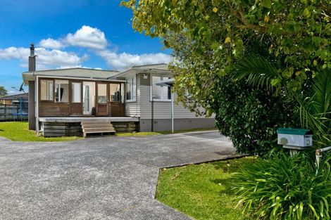 Photo of property in 23a Statesman Street, Henderson, Auckland, 0612