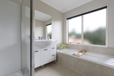 Photo of property in 21 Wakefield Drive, Bethlehem, Tauranga, 3110