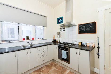 Photo of property in 67 Te Aroha Street, Hamilton East, Hamilton, 3216