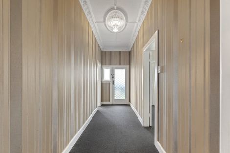 Photo of property in 2 Fagan Street, Sanson, 4817