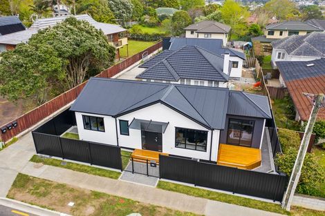 Photo of property in 54d Te Atatu Road, Te Atatu South, Auckland, 0610