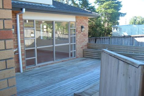 Photo of property in 17a Tomo Street, New Lynn, Auckland, 0600