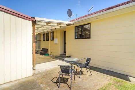 Photo of property in 2 Walton Street, Bulls, 4818