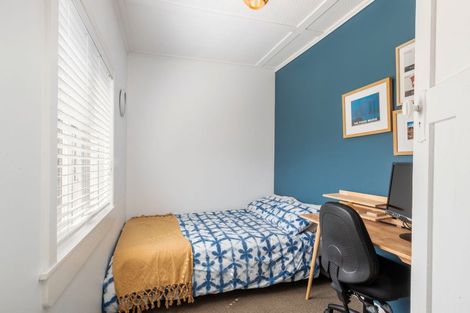 Photo of property in 21a Korau Grove, Stokes Valley, Lower Hutt, 5019