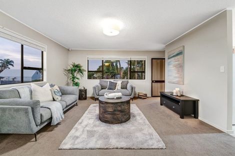 Photo of property in 54 The Circle, Manly, Whangaparaoa, 0930