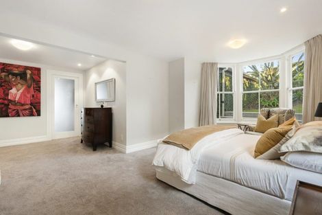 Photo of property in 73 Hinemoa Street, Birkenhead, Auckland, 0626