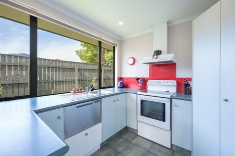 Photo of property in 2/29 Bledisloe Avenue, Stoke, Nelson, 7011