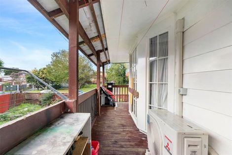 Photo of property in 58 Moncrieff Avenue, Clendon Park, Auckland, 2103