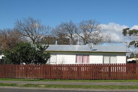 Photo of property in 7 Holt Place, Waipukurau, 4200