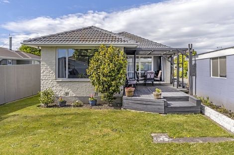 Photo of property in 16 Waitohi Street, Hornby, Christchurch, 8042